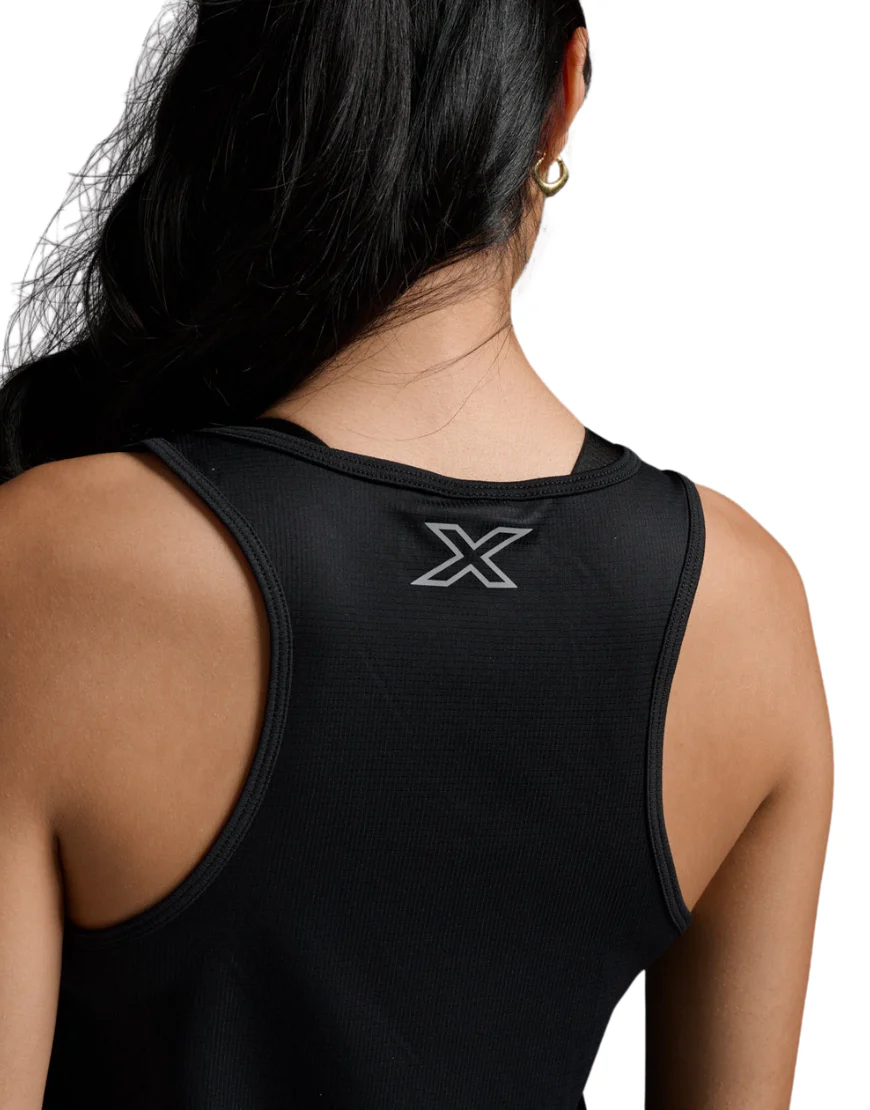 Women's 2XU Aero Running Singlet :Black | Silver - Image 4