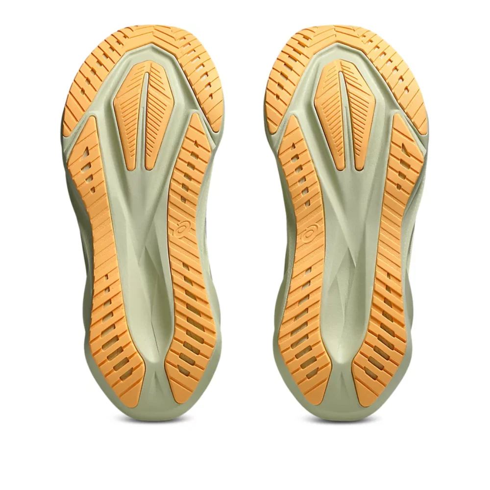 Novablast 5 Wide Men's :White | Fawn - Image 5