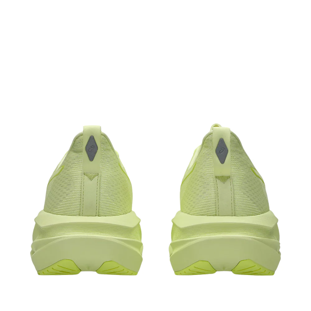 Novablast 5 Lite-Show Men's :Lite Show | Huddle Yellow - Image 4