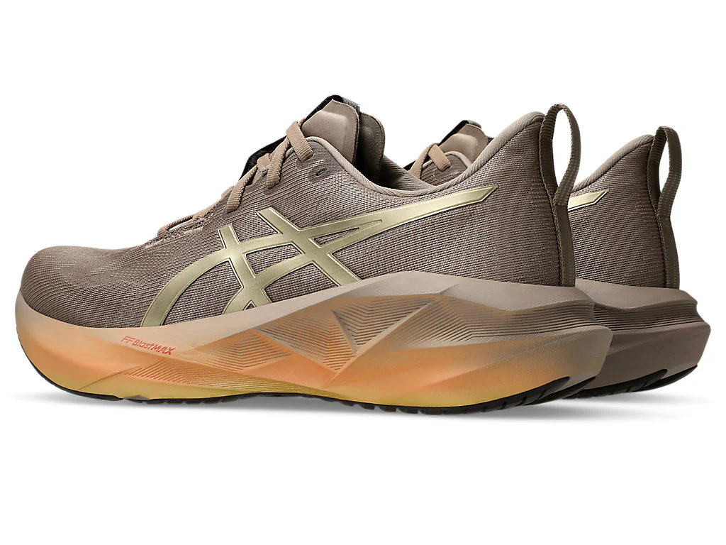 Novablast 5 Luxe Men's: Luxe | Taupe Grey - Image 3