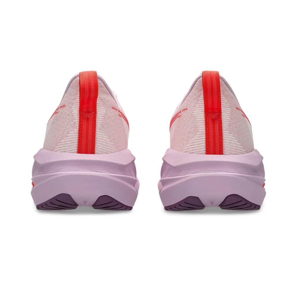 Novablast 5 Women's: White I Coral Reef - Image 4