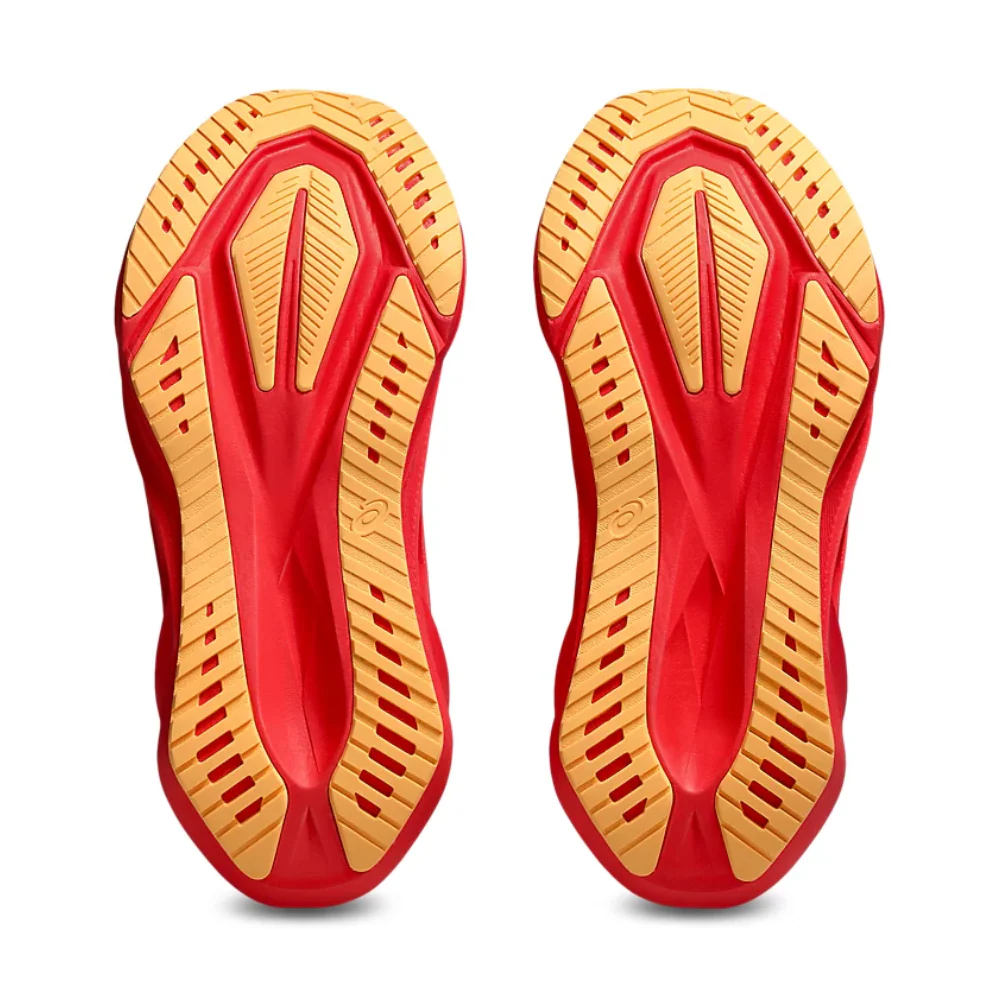 Novablast 5 Women's :Flash Red | Edo Purple - Image 5