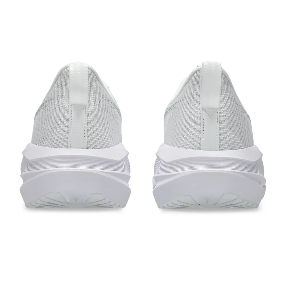 Novablast 5 Women's :White | Piedmont Grey - Image 4
