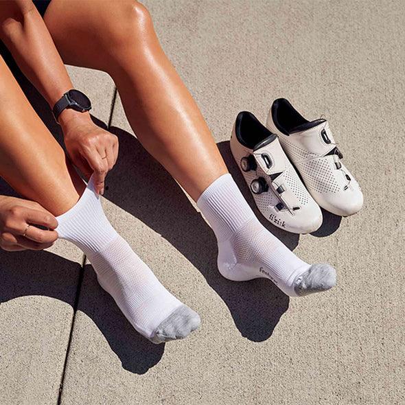 Feetures Elite Light Cushion Quarter Socks (1 Pair | 2 Colours) - Image 3