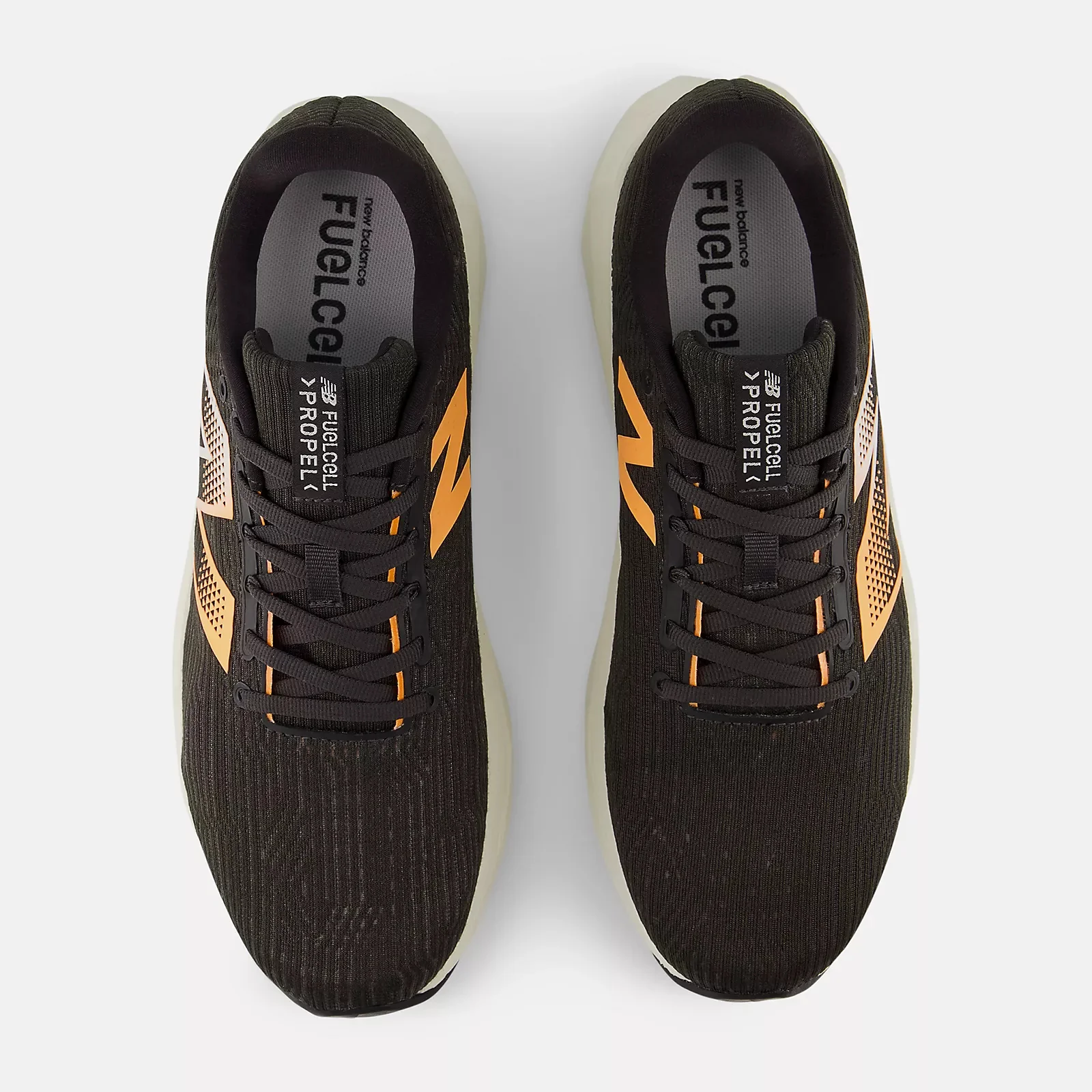 FuelCell Propel v5 (D) Men's :Black | Hot Mango - Image 4