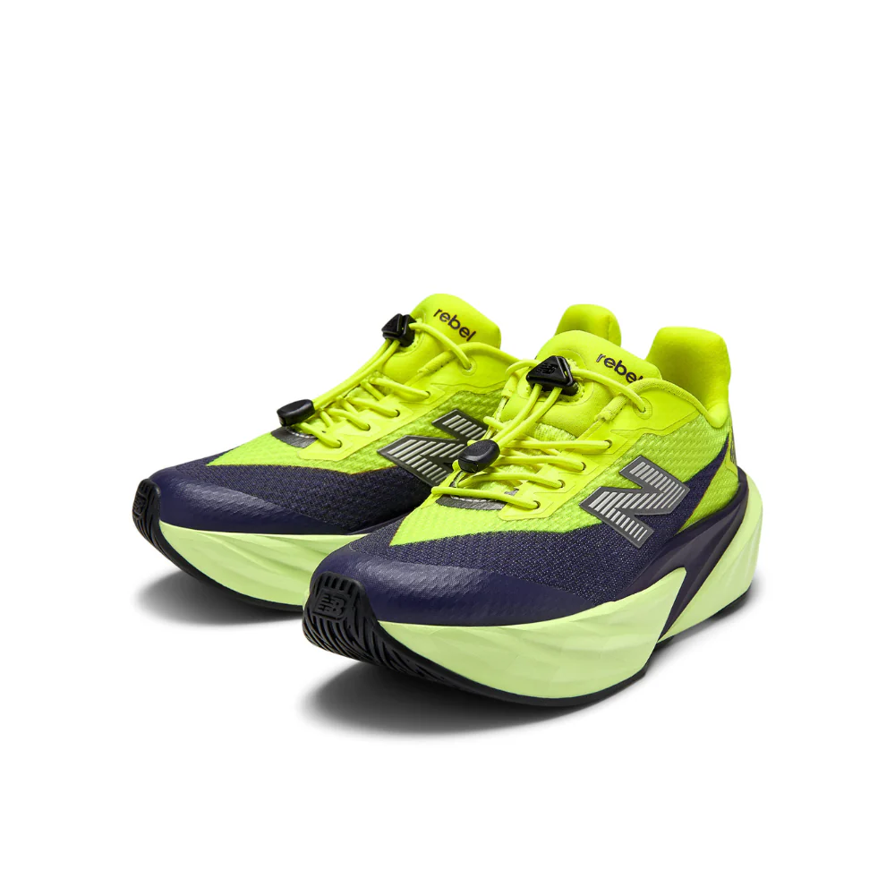 FuelCell Rebel Bungee Lace with Toggle Younger Kids' :Alkaline Green | Boysenberry - Image 2