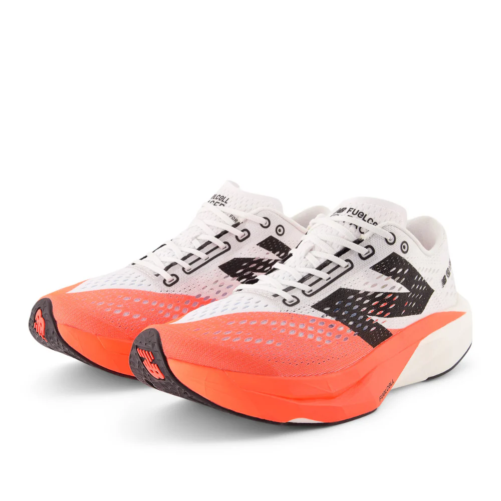FuelCell SuperComp Pacer v2 (D) Men's :Urgent Red | White - Image 2