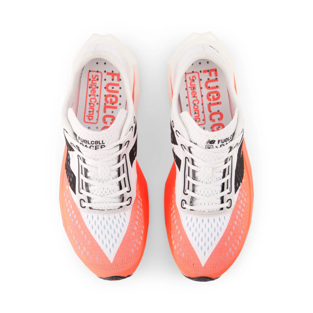 FuelCell SuperComp Pacer v2 (D) Men's :Urgent Red | White - Image 3