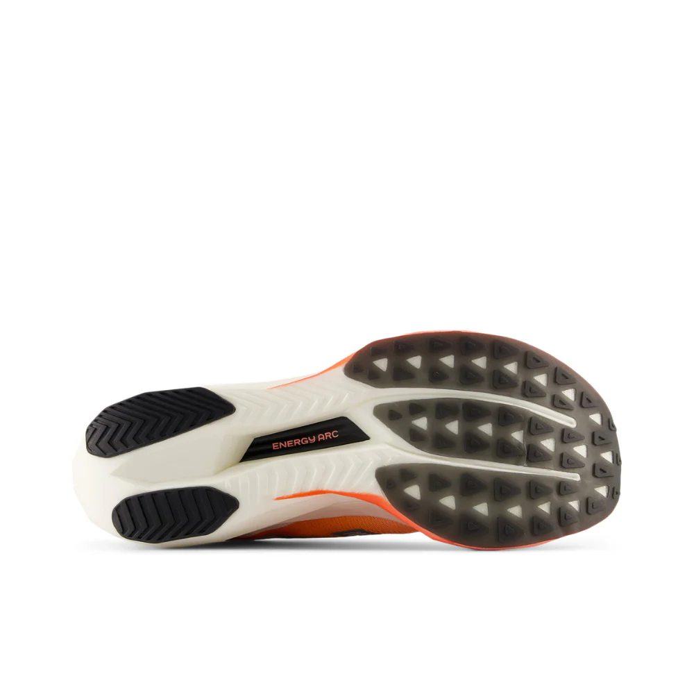TCS NYC Marathon FuelCell SuperComp Elite v5 (B) Women's :Grapefruit | Grey Matter - Image 4