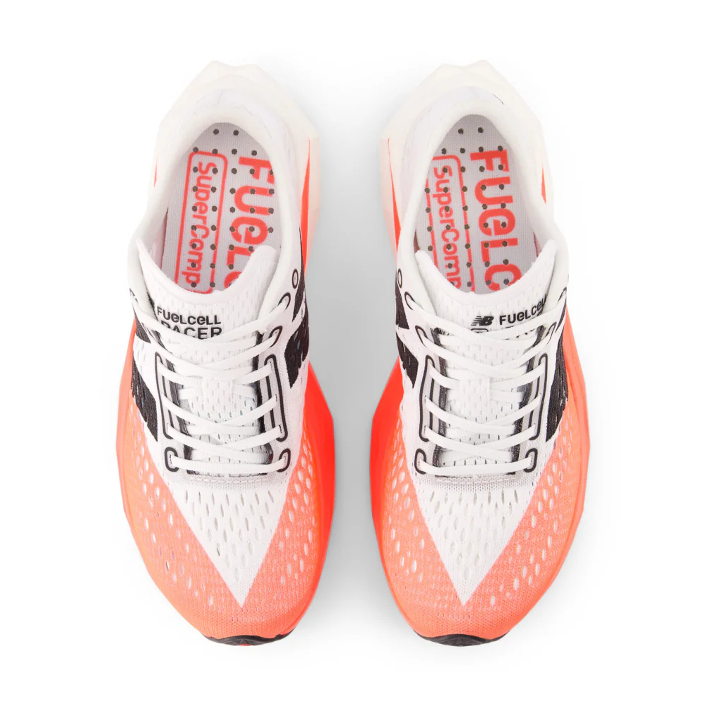 FuelCell SuperComp Pacer V2 (B) Women's :Urgent Red | White - Image 3