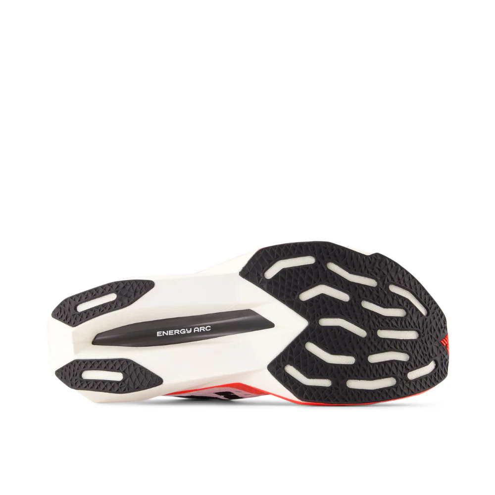 FuelCell SuperComp Pacer V2 (B) Women's :Urgent Red | White - Image 4