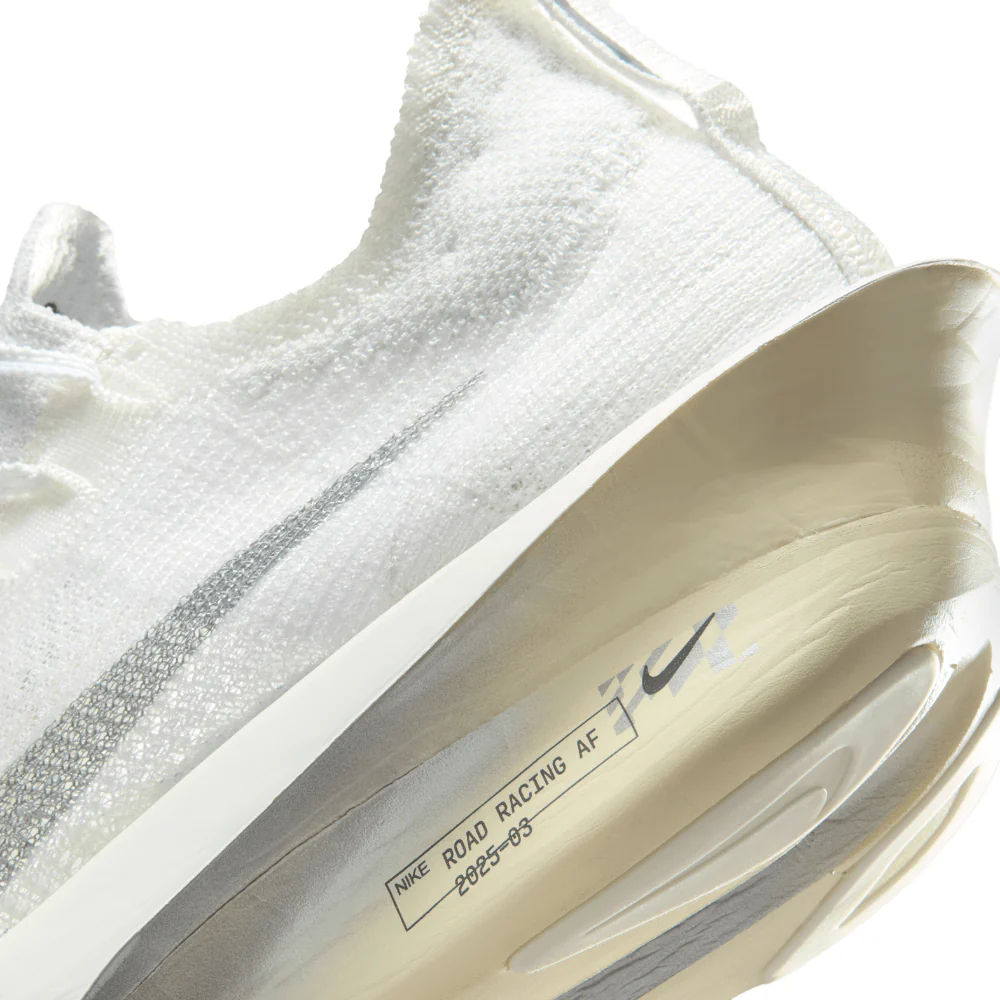 Air Zoom Alphafly Next% 3 Men's :Platinum Tint | Metallic Silver - Image 4