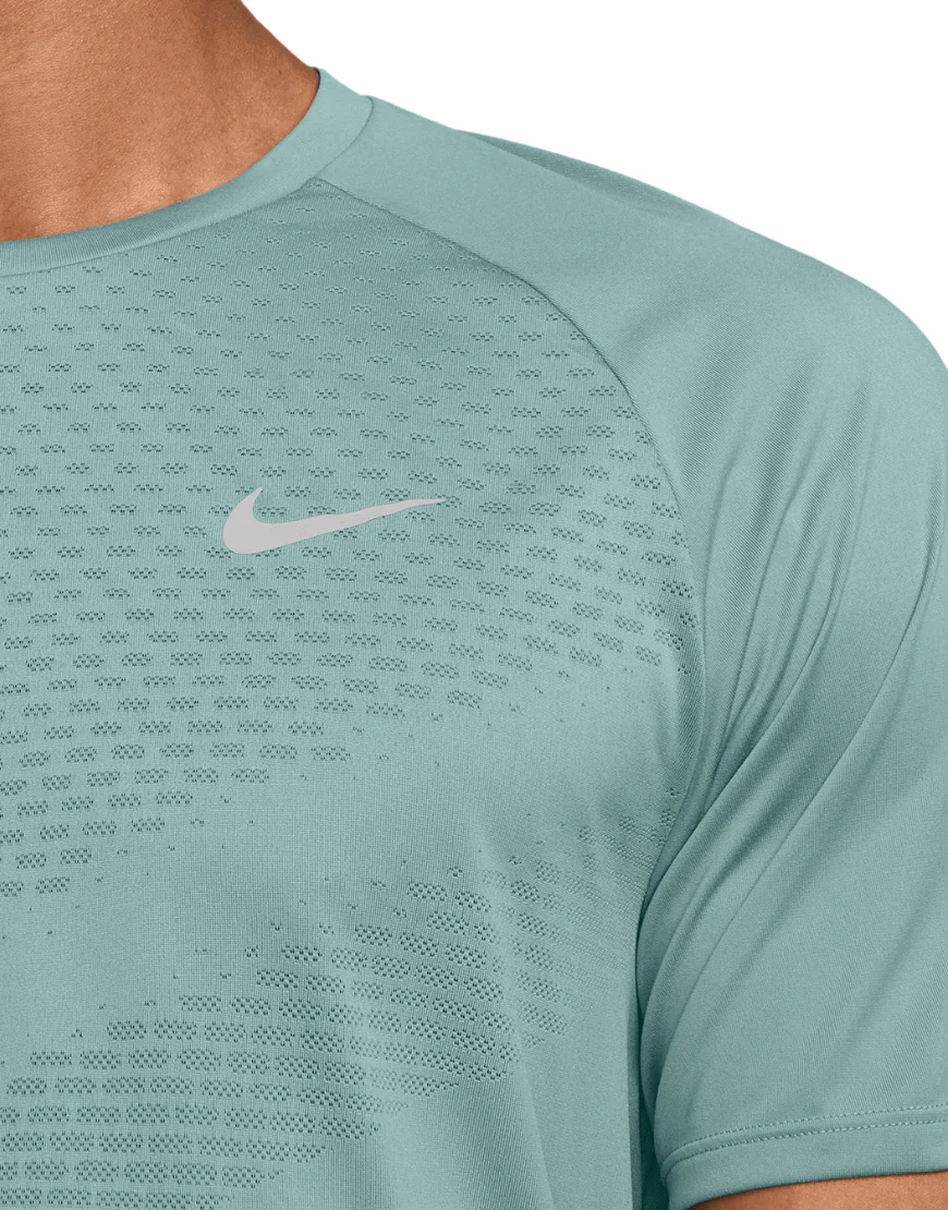 Men's Dri-FIT ADV Short-Sleeve Stride Running Top (2 Colors) - Image 2