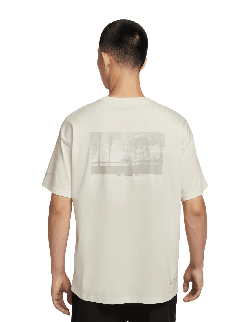 Men's Nike M90 Running T-Shirt :Soft Pearl - Image 2