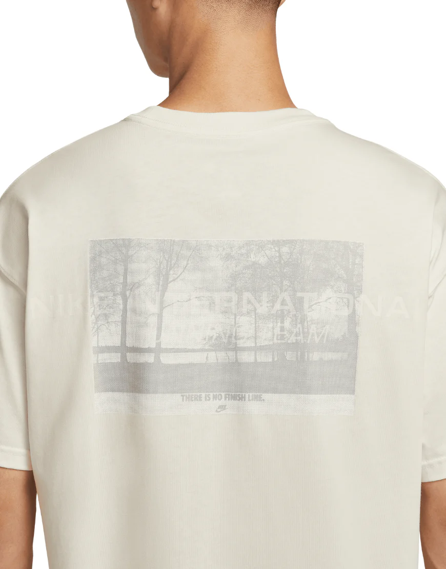 Men's Nike M90 Running T-Shirt :Soft Pearl - Image 4