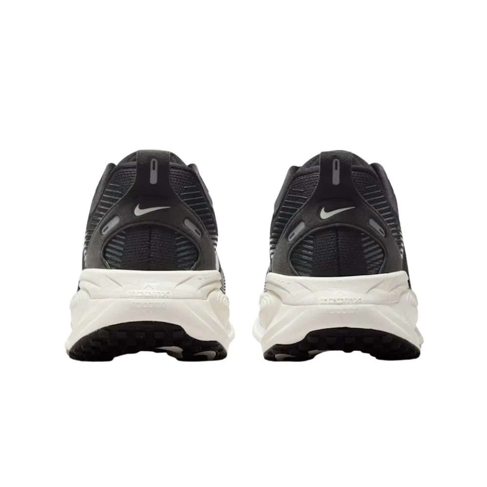 Vomero 18 Wide Men's :Black | Coconut Milk - Image 6