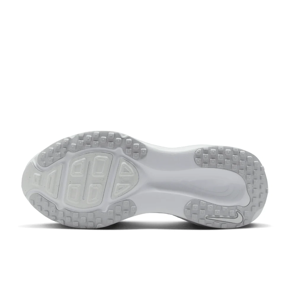 Vomero 18 Women's :White | Metallic Silver Photon Dust - Image 7