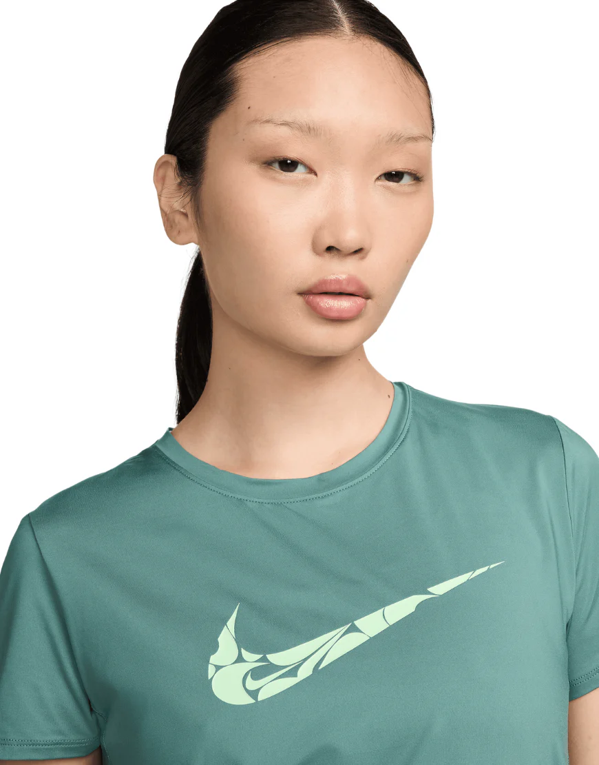 Women's One Swoosh Dri-FIT Short-Sleeve Running Top :Bicoastal | Vapor Green - Image 3