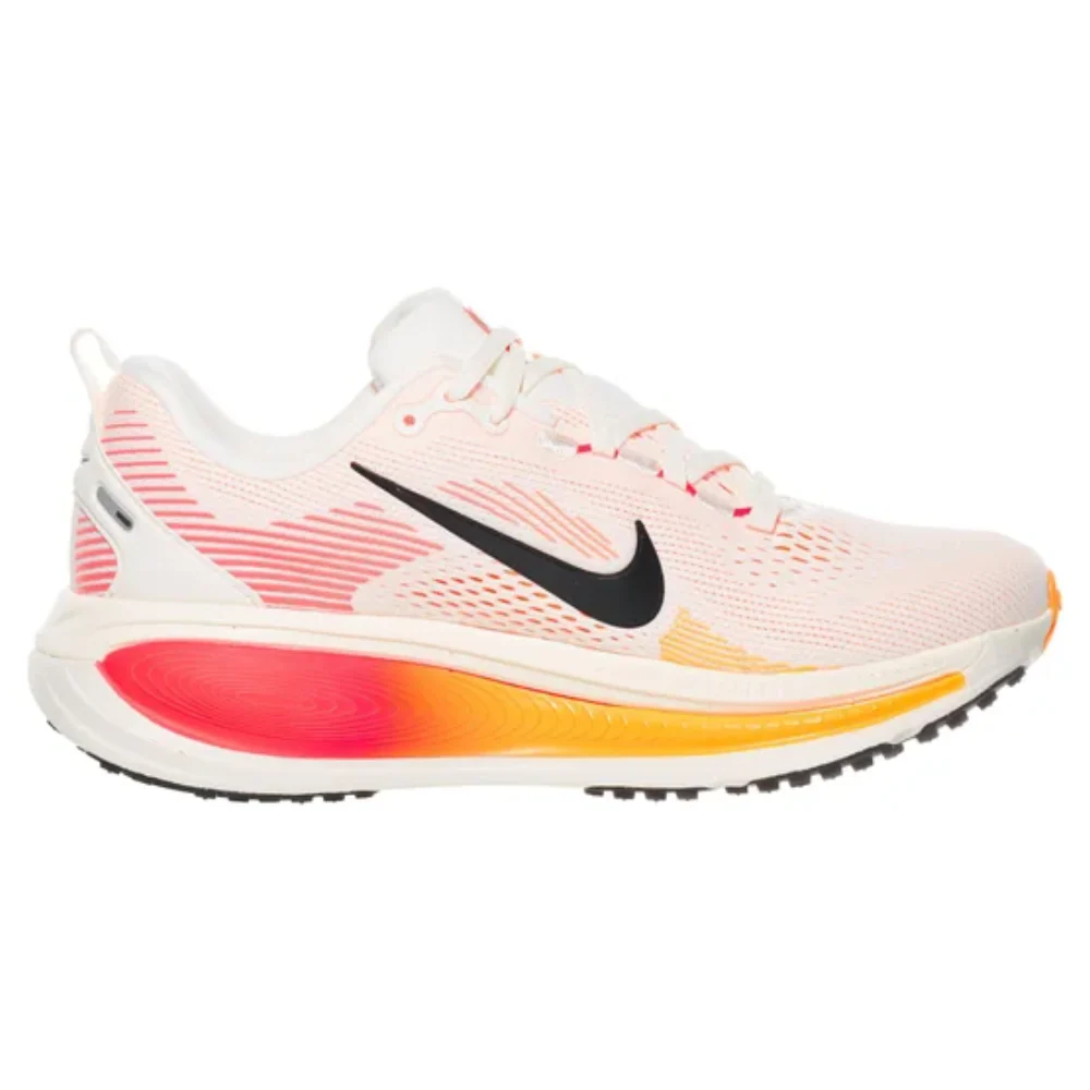 Vomero 18 Women's :Sail | Bright Crimson - Image 3