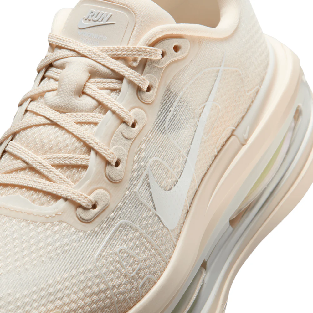 Vomero Premium Women's :Chalk | Pale Ivory - Image 3