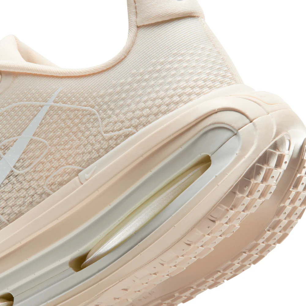 Vomero Premium Women's :Chalk | Pale Ivory - Image 4