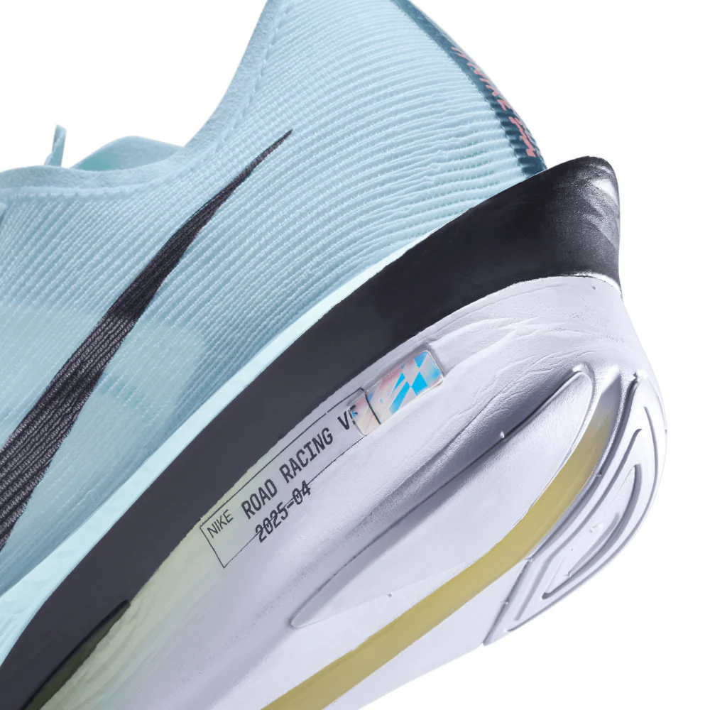 ZoomX Vaporfly Next% 4 Women's :Glacier Blue | Gridiron - Image 3