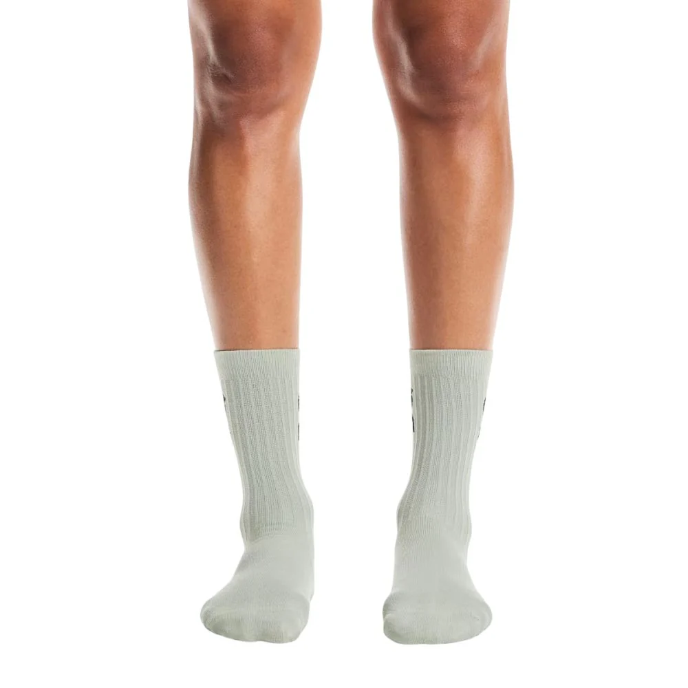 ON Cloud Logo High Socks (3 Pairs) - Image 6