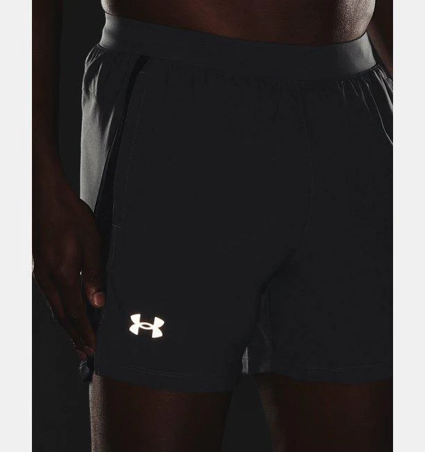 Men's Launch Run 5in Shorts :Pitch Gray | Black - Image 3